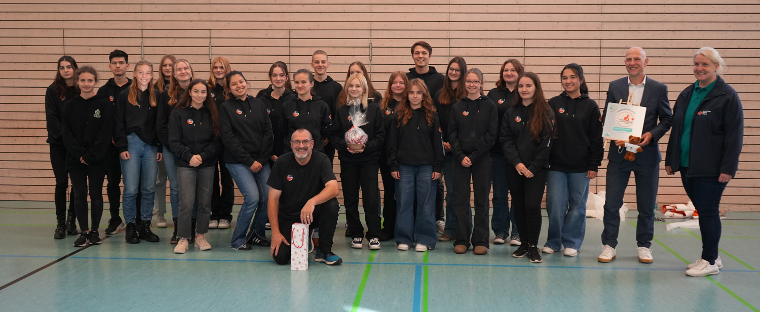 Gruppenfoto_Zertifikat-Übergabe4807.jpg