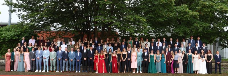 Bericht_Abiball_2024_Mitteilungsblatt_nur_Homepage.JPG
