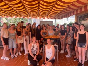 Gruppenfoto_Paella.jpg